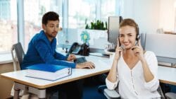 Tugas Penting Frontliner untuk Pelayanan Pelanggan Maksimal