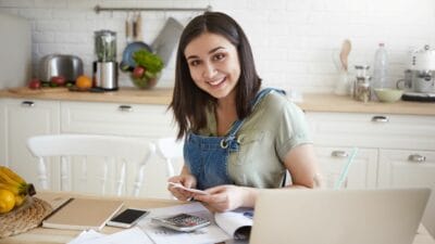 30 Tahun Bebas Utang, Ini Rahasia Cerdasnya!