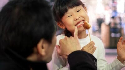 Anti Boros! Cara Bijak Kelola Uang Jajan Anak