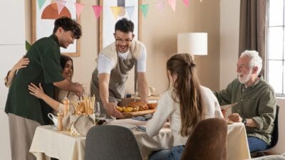 Mertua Idaman? Ini Lho Kunci Bikin Hubungan Langgeng & Harmonis