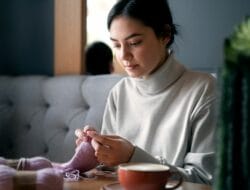 Crochet: Dulu Hanya untuk Nenek, Sekarang Jadi Tren Keren!