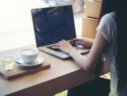Gak Pake Ribet! 6 Ide Bisnis Online Modal Kecil, Auto Cuan!