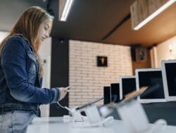 Jangan Beli Elektronik Sebelum Baca Ini! 10 Tips Anti Rugi