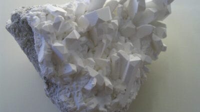 Mengenal Boraks, Manfaat dan Bahayanya Bagi Kesehatan