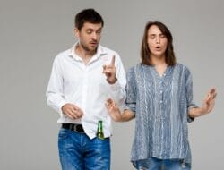Kecanduan Medsos Bikin Hubunganmu Toksik? Ini Faktanya
