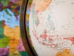 Menguak Letak Geografis Indonesia di Persimpangan Dunia