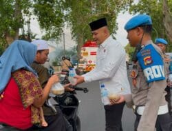 Bidpropam Polda NTB Berbagi Takjil, Wujud Kepedulian di Bulan Ramadhan