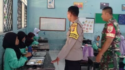 Program Makan Bergizi Gratis Berjalan Kondusif di Kecamatan Gerung