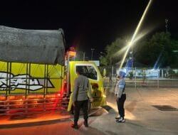 Pengamanan Ketat di Pelabuhan Lembar: Pengecekan Surat Kendaraan dan Himbauan Keamanan