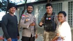 Dari Pantai Hecnuk ke Muara Tami, Satgas Humas Ops Damai Cartenz-2025 Tunjukkan Wajah Humanis Polri