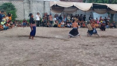 Semarak Peresean 2025 di Bagik Polak Barat, Warga Antusias Dukung Pelestarian Budaya