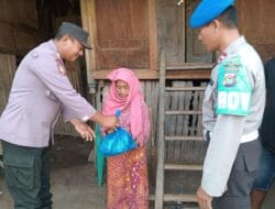 Mengisi HUT Ke-79 Bhayangkara Dengan Berbagi Polsek Belo Salurkan Bantuan Sembako Bagi Warga Kurang Mampu