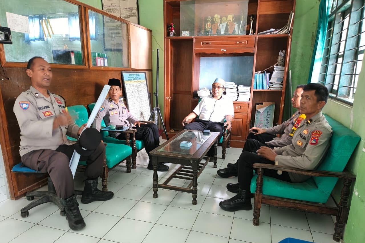 Program Makan Bergizi Gratis Resmi Bergulir di Desa Cendi Manik, Lombok Barat