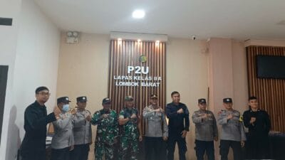 Polsek dan TNI Gelar Patroli Gabungan Jaga Kamtibmas di Kecamatan Kuripan