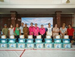 Peduli Sesama, Ketua Umum Bhayangkari Salurkan Bantuan untuk Masyarakat Terdampak Banjir di Bali
