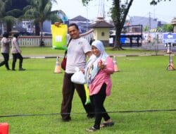 Antusias Ibu-Ibu Serbu Gerakan Pangan Murah Polri, Sembako Ludes Diborong