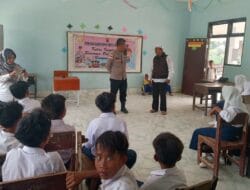 Cegah Kenakalan Remaja, Polsek Sekotong Gelar Sosialisasi di SMPN SATAP 4
