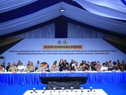 Kapolri Hadiri Pengungkapan 87 Kontainer Pelanggaran Ekspor Produk Turunan CPO