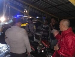Antisipasi Banjir dan Mencegah Timbulnya Aksi Kriminalitas Polsek Woha Gelar Patroli Malam Hingga Dini Hari