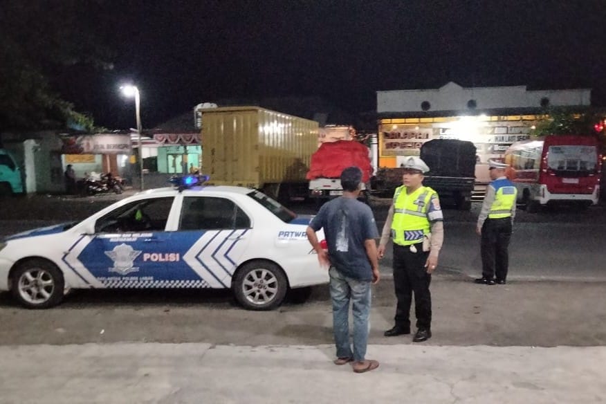 Malam Aman di Lombok Barat: Polisi Antisipasi Balap Liar dan Kejahatan Jalanan