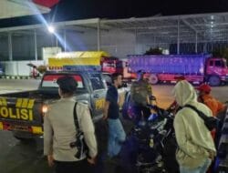 Komitmen Memberikan Pelayanan Terbaik dan Pastikan Stabilitas Kamtibmas Polsek Woha Gelar Patroli KRYD Malam Hari