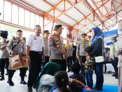 Kapolri Tinjau Kesiapan Pelayanan dan Pengamanan Nataru di Stasiun Tawang Semarang