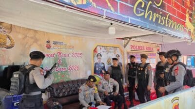 Kasat Samapta Polres Bima Pimpin Patroli Mobile Kewilayahan Untuk Menjamin Stabilitas Kamtibmas dipuncak Perayaan Natal